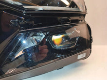 Laden Sie das Bild in den Galerie-Viewer, Frontscheinwerfer Skoda Karoq 57B941035 LED Links Scheinwerfer Headlight SCH7146557171he