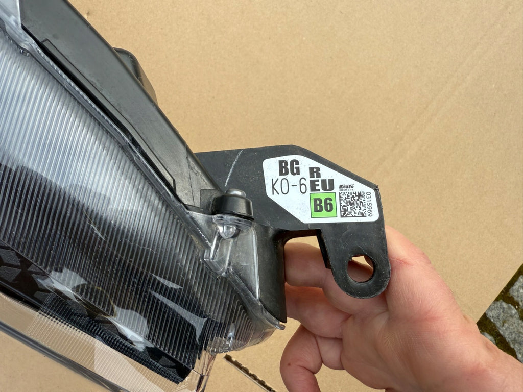 Frontscheinwerfer Toyota Yaris KO-6EU LED Rechts Scheinwerfer Headlight SCH4619565089or