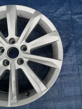 Load image into Gallery viewer, 1x Alufelge 17 Zoll 6.5&quot; 5x112 41ET 3G0601025C VW Passat B8 Rim Wheel