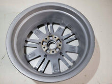 Laden Sie das Bild in den Galerie-Viewer, 1x Alufelge 17 Zoll 403000579R Renault Megane III 1 Rim Wheel FEL5554406718kf