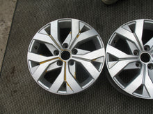 Load image into Gallery viewer, 1x Alufelge 16 Zoll 6.5" 5x112 41ET Glanz Schwarz 3G0601025AL VW Passat FEL9602357176pu