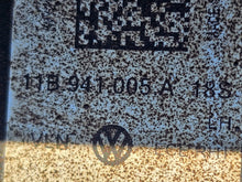 Laden Sie das Bild in den Galerie-Viewer, Frontscheinwerfer VW 11B941005A Full LED Links Scheinwerfer Headlight SCH8176762663vs