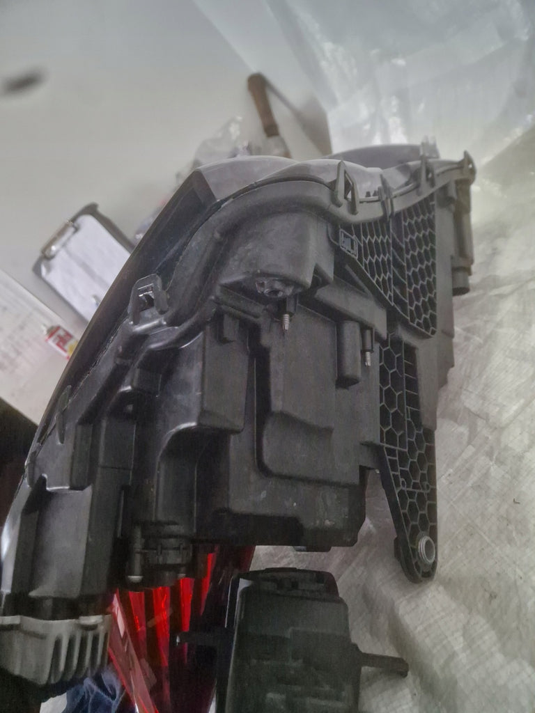 Frontscheinwerfer Skoda Superb III 3V1941016D Full LED Rechts Headlight