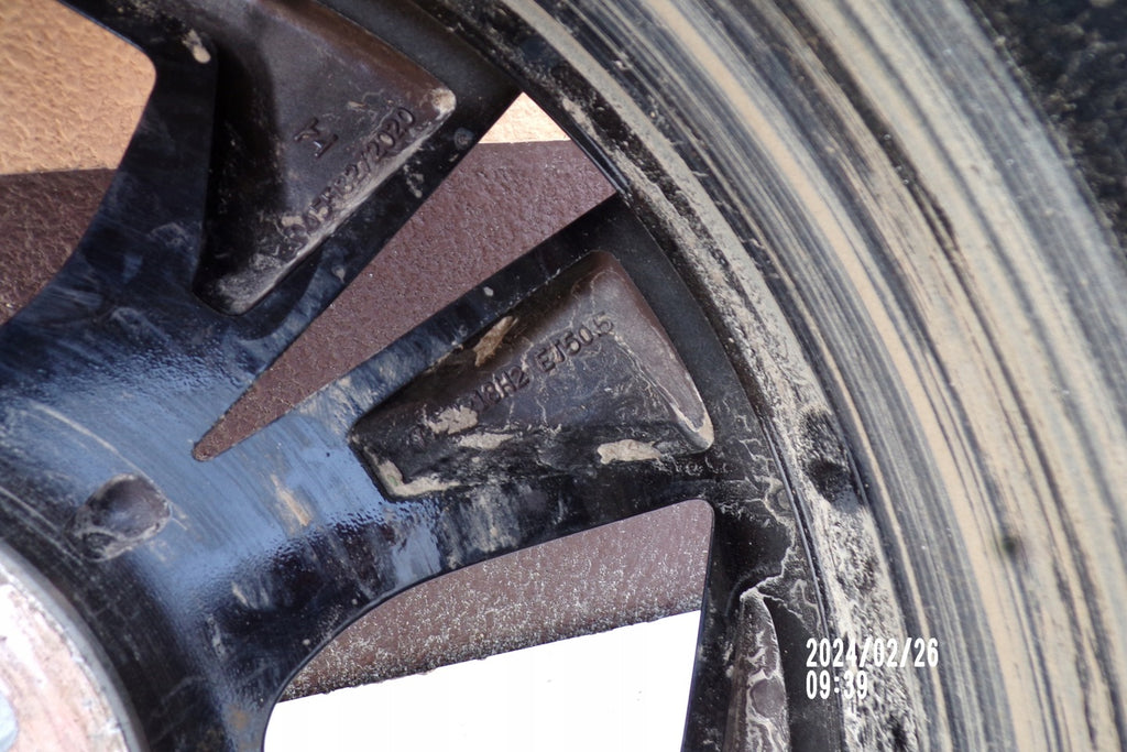 1x Alufelge 17 Zoll 7.5" 5x108 40,5ET Glanz 32327081 Volvo Rim Wheel