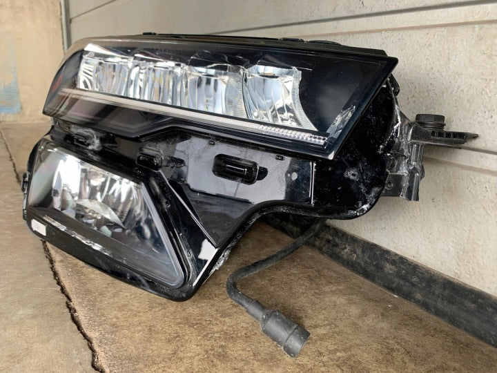 Frontscheinwerfer Skoda Karoq 57B941010 LED Rechts Scheinwerfer Headlight SCH6605087319ez