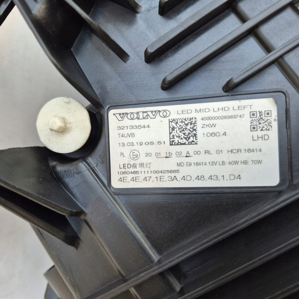 Frontscheinwerfer Volvo Xc60 II 32133544 Full LED Ein Stück (Rechts oder Links) SCH5082555420ss