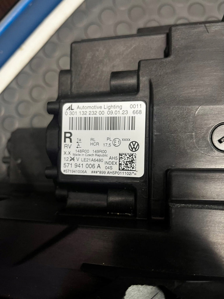 Frontscheinwerfer VW Tiguan 030113223200 571941005A 571941006A Ein Satz