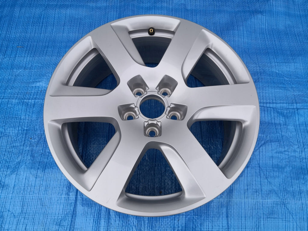 1x Alufelge 17 Zoll 7.0" 5x112 25ET Silber 4G8601025H Audi C7 Rim Wheel