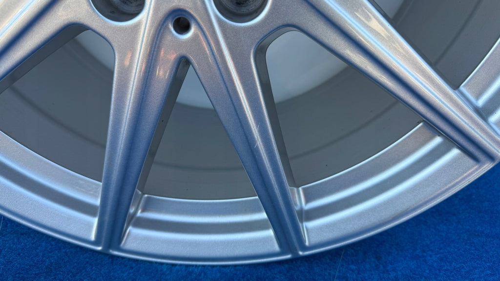 1x Alufelge 18 Zoll 9.0" 5x112 67ET A1784010100 Mercedes-Benz Cla Rim Wheel FEL4745918089bn