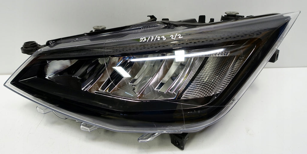 Frontscheinwerfer Seat Ibiza 6F1941005E LED Ein Stück (Rechts oder Links)