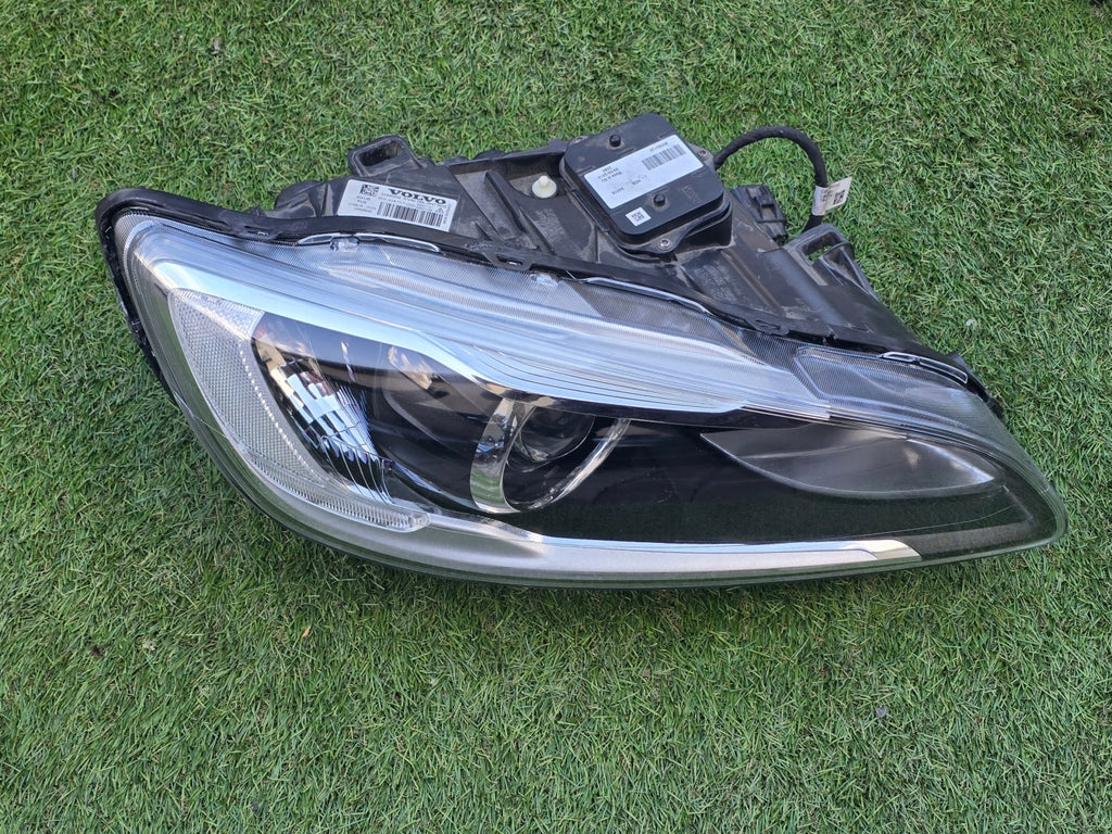 Frontscheinwerfer Volvo V60 S60 31420254 Rechts Scheinwerfer Headlight SCH5795444574mb