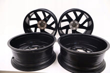Laden Sie das Bild in den Galerie-Viewer, 4x Alufelge 18 Zoll 7.5" 5x108 45ET Glanz Silber 32209776 Volvo S60 V60 Ii FEL8571036575pc