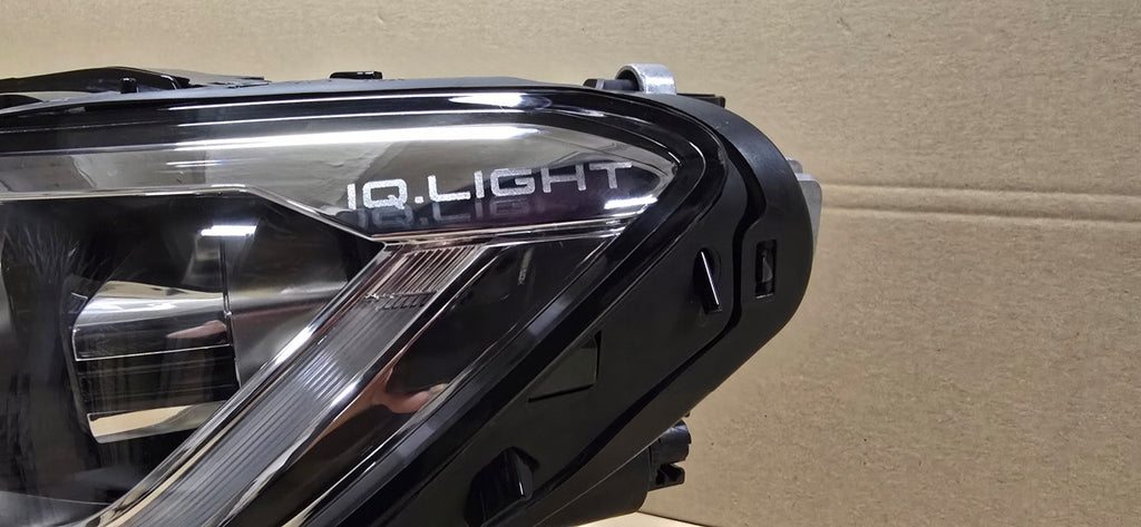 Frontscheinwerfer VW T-Roc 2GA941035BN Links Scheinwerfer Headlight SCH3964585791xo