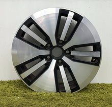 Load image into Gallery viewer, 1x Alufelge 17 Zoll 7.0" 5x112 40ET Silber 3G0601025AM VW Passat B8 Rim Wheel FEL7934619012gh