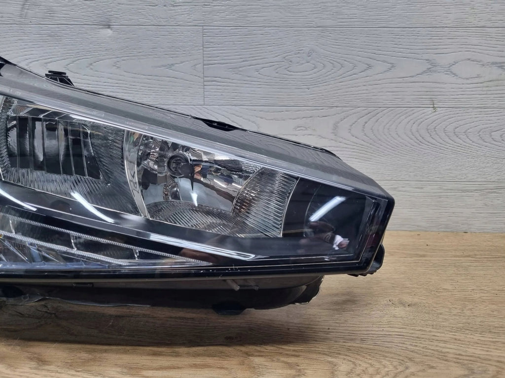 Frontscheinwerfer Skoda Scala 657941016 Rechts Scheinwerfer Headlight SCH8402628984hh