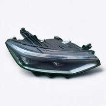 Laden Sie das Bild in den Galerie-Viewer, Frontscheinwerfer VW Passat B8 3G1941082P 90175145 Full LED Rechts Headlight