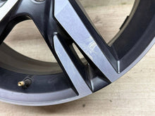 Load image into Gallery viewer, 1x Alufelge 18 Zoll 31445812 Volvo Xc40 Rim Wheel FEL1026242230bw