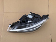 Laden Sie das Bild in den Galerie-Viewer, Frontscheinwerfer BMW 1 F20 729690907 Links Scheinwerfer Headlight SCH6390438507fp