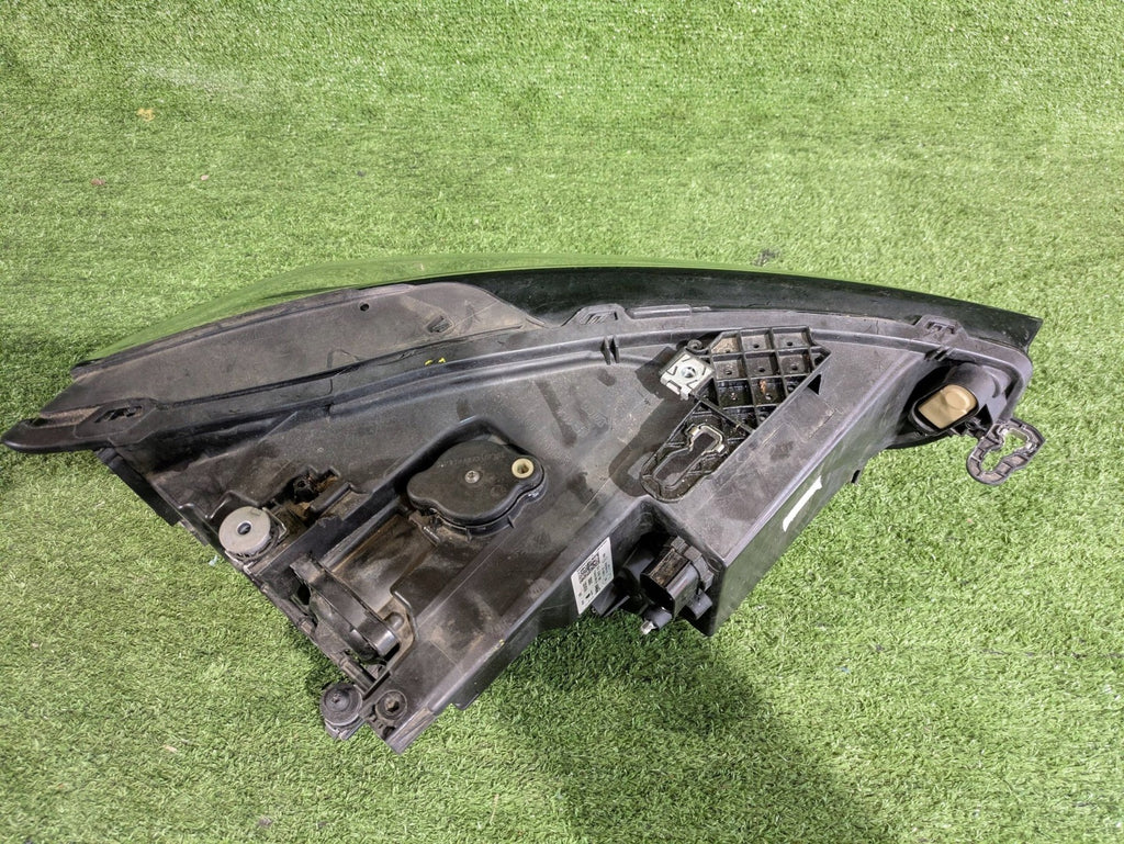 Frontscheinwerfer Cupra Formentor Tarraco CSC29089 Links Scheinwerfer Headlight SCH4988781640dd