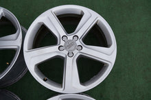 Load image into Gallery viewer, 4x Alufelge 20 Zoll 8.5" 5x112 33ET Glanz Silber 8R0601025CJ Audi Q5 Rim Wheel FEL1000419251az