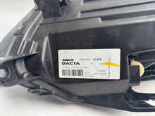 Laden Sie das Bild in den Galerie-Viewer, Frontscheinwerfer Dacia Sandero III 260601750R Full LED Rechts oder Links