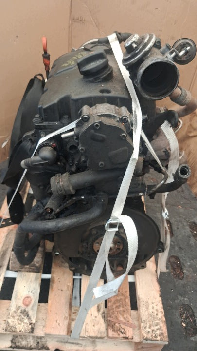 Motor VW Transporter Caravelle AXC 1.9 TDI 85PS 63kW 216TKm 2007 Diesel Komplett MOT1515405287ui
