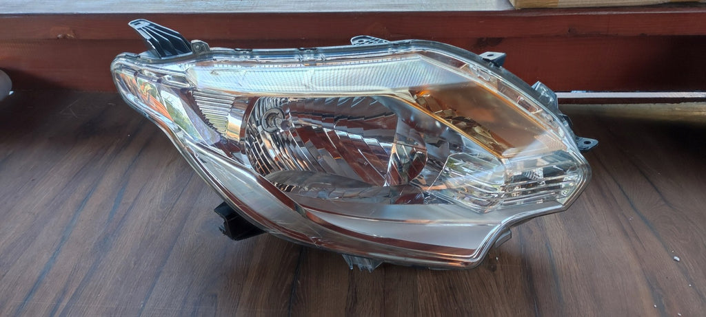Frontscheinwerfer Mitsubishi L200 8301C738 Rechts Scheinwerfer Headlight SCH8219271262vu