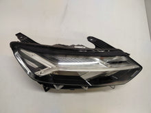Load image into Gallery viewer, Frontscheinwerfer Dacia Sandero III Logan 260102586R LED Rechts Headlight SCH4655430333hv