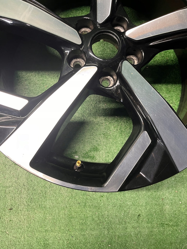 1x Alufelge 19 Zoll 7.0" 5x114.3 40ET N8890110 Nissan X-Trail Qashqai Rim Wheel