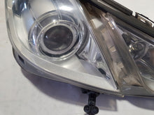 Laden Sie das Bild in den Galerie-Viewer, Frontscheinwerfer Mercedes-Benz C207 A2078204461 Xenon Rechts Headlight SCH6166829164ss