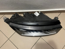 Laden Sie das Bild in den Galerie-Viewer, Frontscheinwerfer Skoda Octavia IV 992941572CJ Rechts Scheinwerfer Headlight SCH9354625350zi