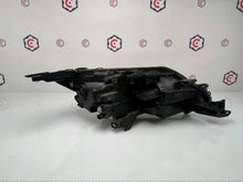 Laden Sie das Bild in den Galerie-Viewer, Frontscheinwerfer Mitsubishi L200 Full LED Ein Stück (Rechts oder Links)