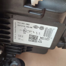 Laden Sie das Bild in den Galerie-Viewer, Frontscheinwerfer VW Touareg 761941082A LED Rechts Scheinwerfer Headlight
