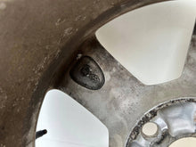 Load image into Gallery viewer, 1x Alufelge 17 Zoll Toyota Rav 4 Rim Wheel FEL8207567172xf