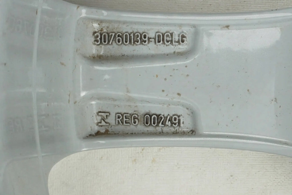 1x Alufelge 18 Zoll 7.5" 5x108 52,5ET Glanz 30760053 Volvo V40 Rim Wheel