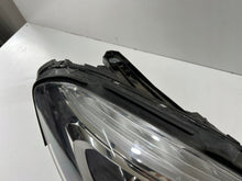 Laden Sie das Bild in den Galerie-Viewer, Frontscheinwerfer Mercedes-Benz A2468207761 Ein Satz Scheinwerfer Headlight SCH6082126066yu