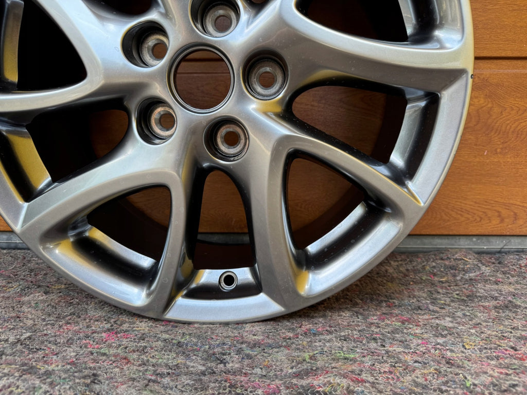 1x Alufelge 17 Zoll 7.0" 5x114.3 52 5ET Glanz Grau 9965557070 Mazda 3 I FEL8279687553mh