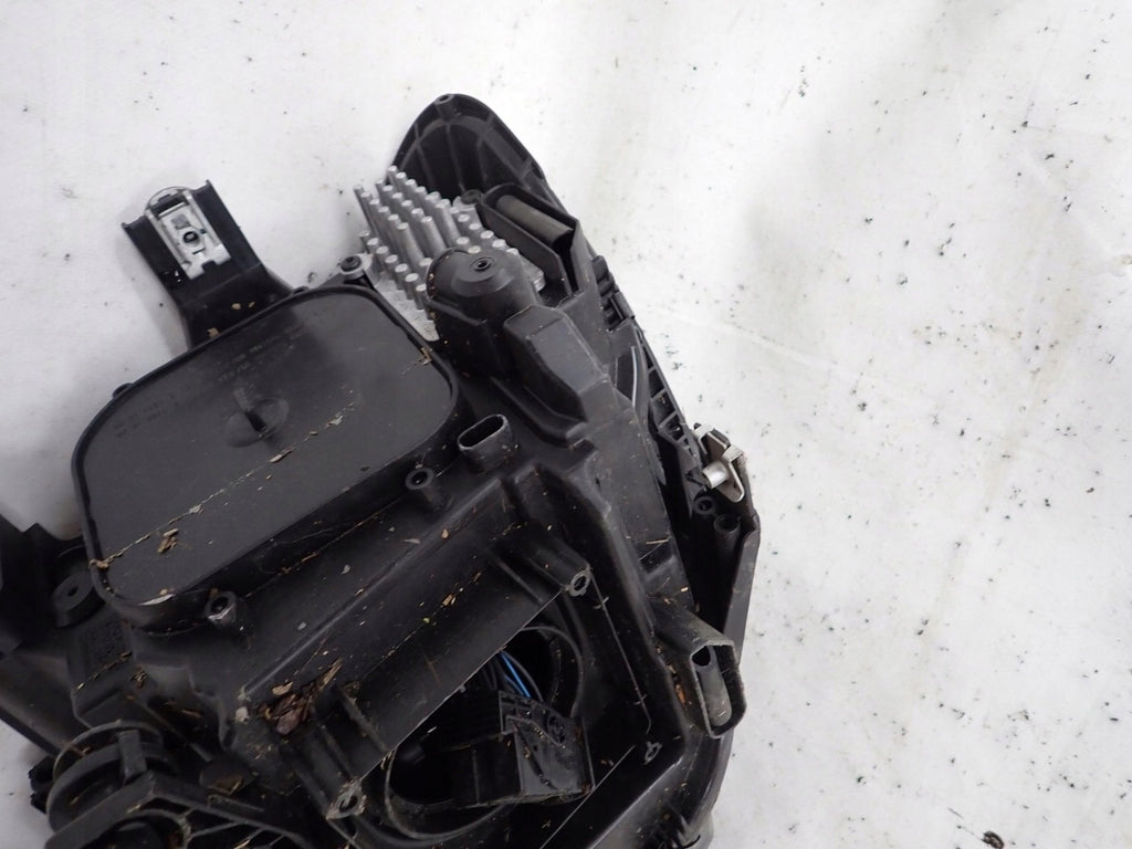 Frontscheinwerfer VW Touran 5TB941082 8V0907399 LED Rechts Headlight