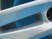 Laden Sie das Bild in den Galerie-Viewer, 1x Alufelge 17 Zoll 7.0" 5x112 42ET Silber 8W0601025P Audi A4 B9 Rim Wheel FEL9796852574gr