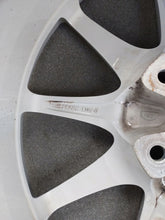 Load image into Gallery viewer, 1x Alufelge 18 Zoll 8.0" 5x130 59ET 97036213601 Porsche Panamera Rim Wheel FEL9974214295lo