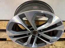 Load image into Gallery viewer, 1x Alufelge 18 Zoll 8.0" 5x112 8Y0601025CE Audi A3 Rim Wheel FEL1752327331jv