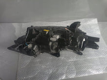 Laden Sie das Bild in den Galerie-Viewer, Frontscheinwerfer Mitsubishi Outlander 4BX16 8301C8-63 Full Led Rechts Headlight