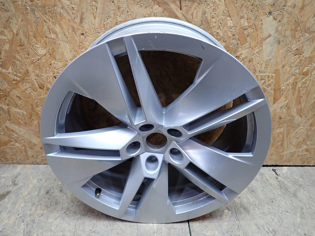 1x Alufelge 19 Zoll 8.0" 5x112 45ET 5LA601025B Skoda Enyaq 5az 5ac Rim Wheel