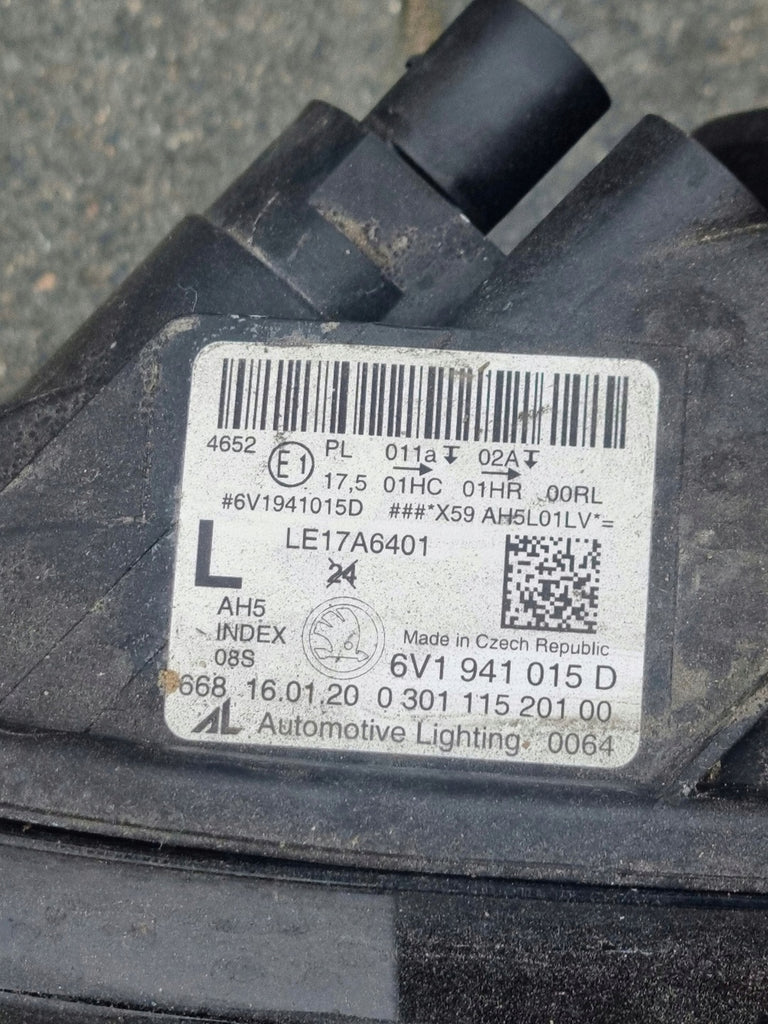 Frontscheinwerfer Skoda Fabia III 6V1941015D Links Scheinwerfer Headlight