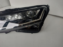 Laden Sie das Bild in den Galerie-Viewer, Frontscheinwerfer Skoda Superb III 3V1941015D Full LED Links Headlight