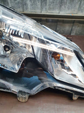 Laden Sie das Bild in den Galerie-Viewer, Frontscheinwerfer Mitsubishi Space Star Rechts Scheinwerfer Headlight