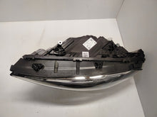 Laden Sie das Bild in den Galerie-Viewer, Frontscheinwerfer Mercedes-Benz W247 A2479064104 A2479064204 Ein Satz Headlight SCH5066626743gr
