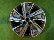 Laden Sie das Bild in den Galerie-Viewer, 1x Alufelge 17 Zoll 7.0&quot; 5x114.3 43 5ET 52910-N7160 Hyundai Tucson Rim Wheel