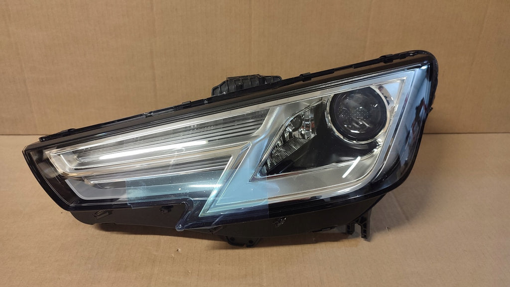 Frontscheinwerfer Audi A4 B9 8W0941016D Xenon Ein Stück (Rechts oder Links) SCH2477299754ub