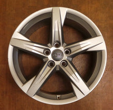 Laden Sie das Bild in den Galerie-Viewer, 1x Alufelge 18 Zoll 8.0" 5x112 39ET Glanz Silber 80A601025 Audi Q5 Rim Wheel FEL7981139605py
